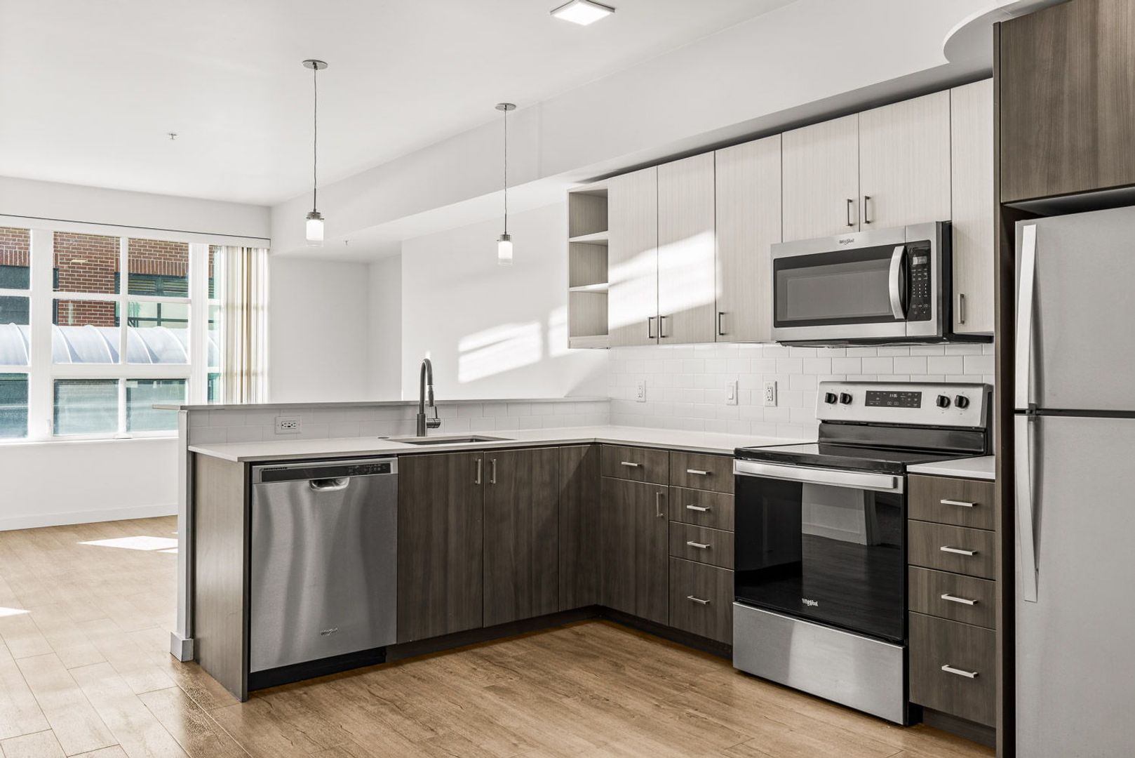 Eugene Apartment: 550 Pearl Street