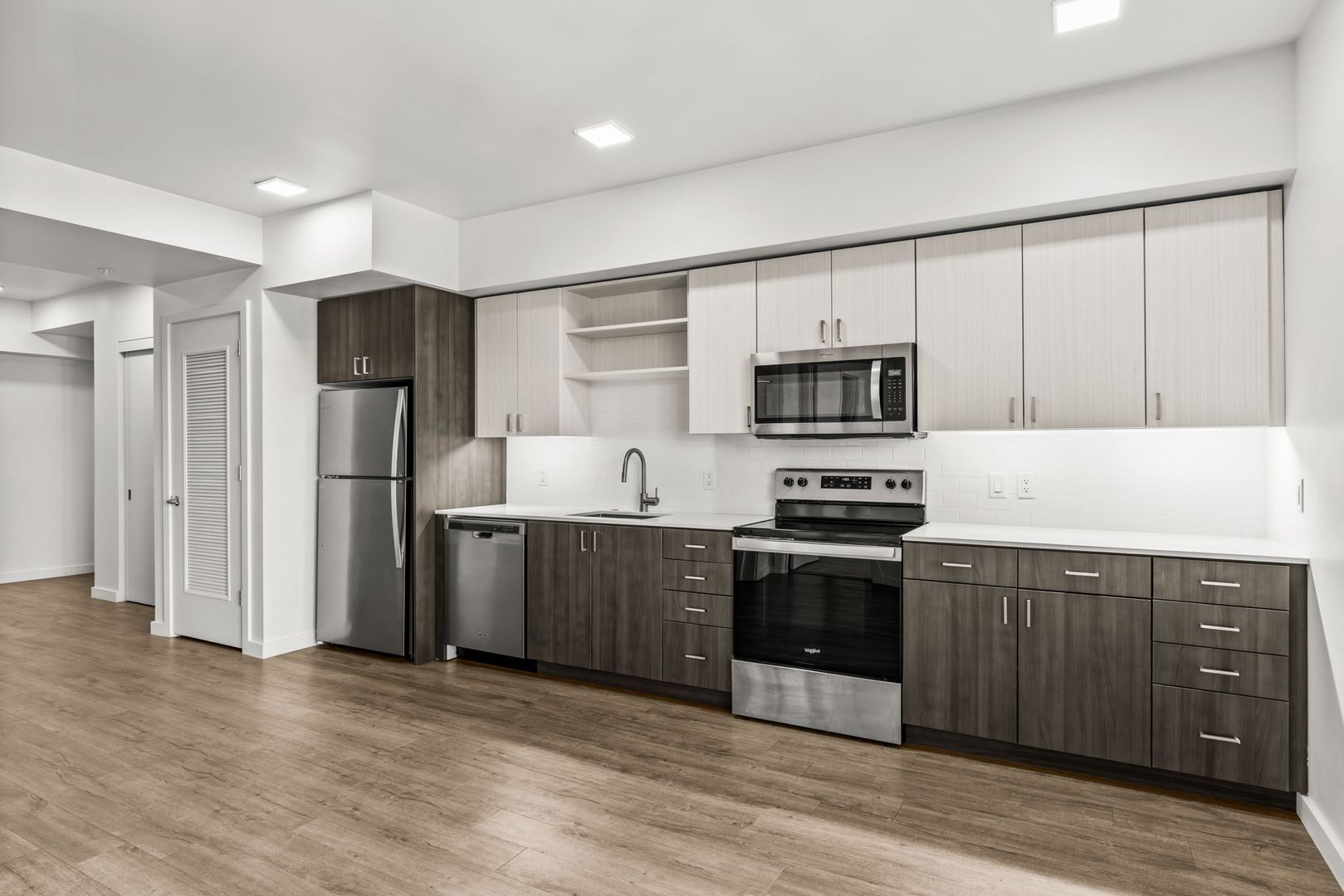 Eugene Apartment: 550 Pearl Street