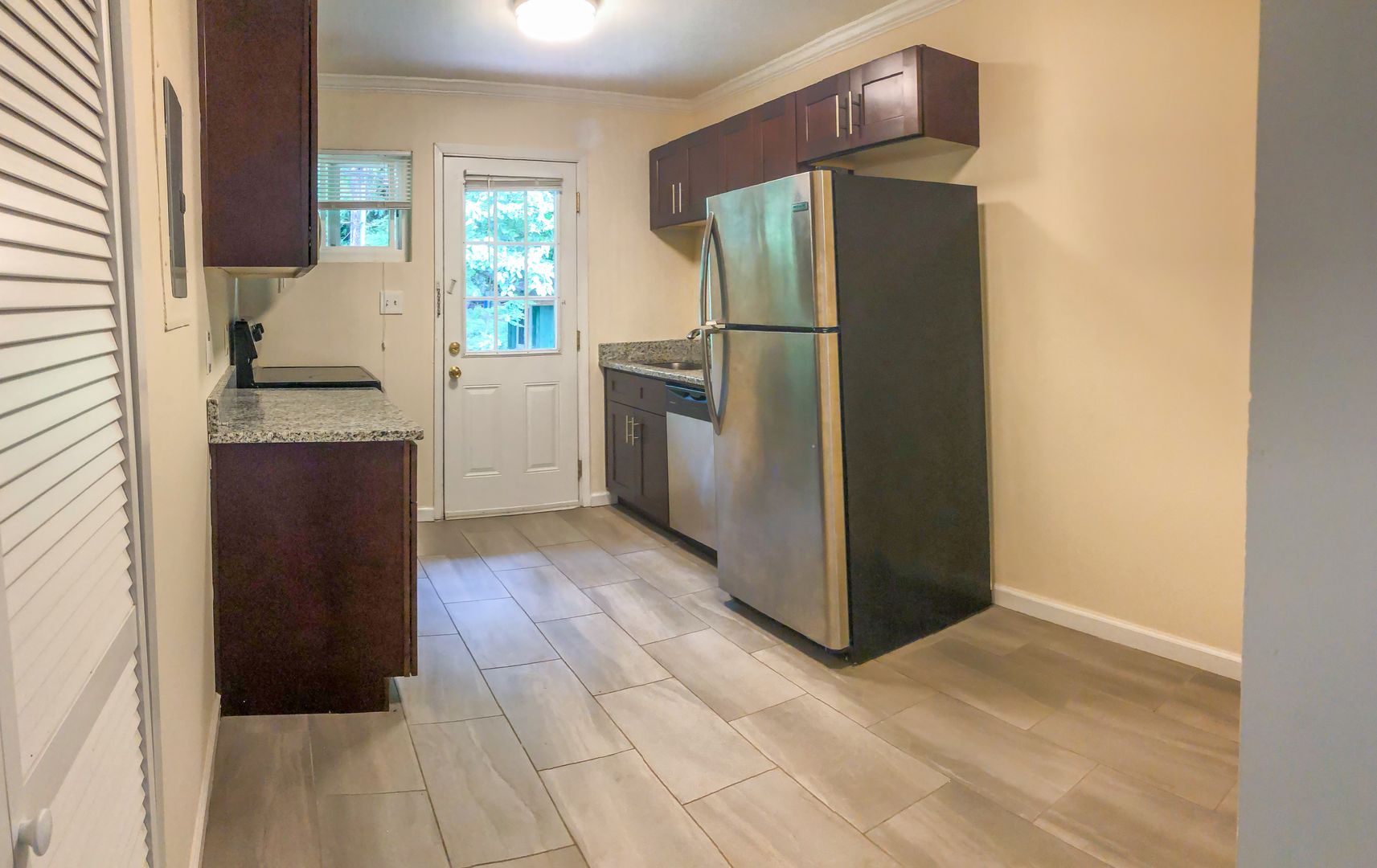 Atlanta Apartment: 2040 Dekalb Ave NE