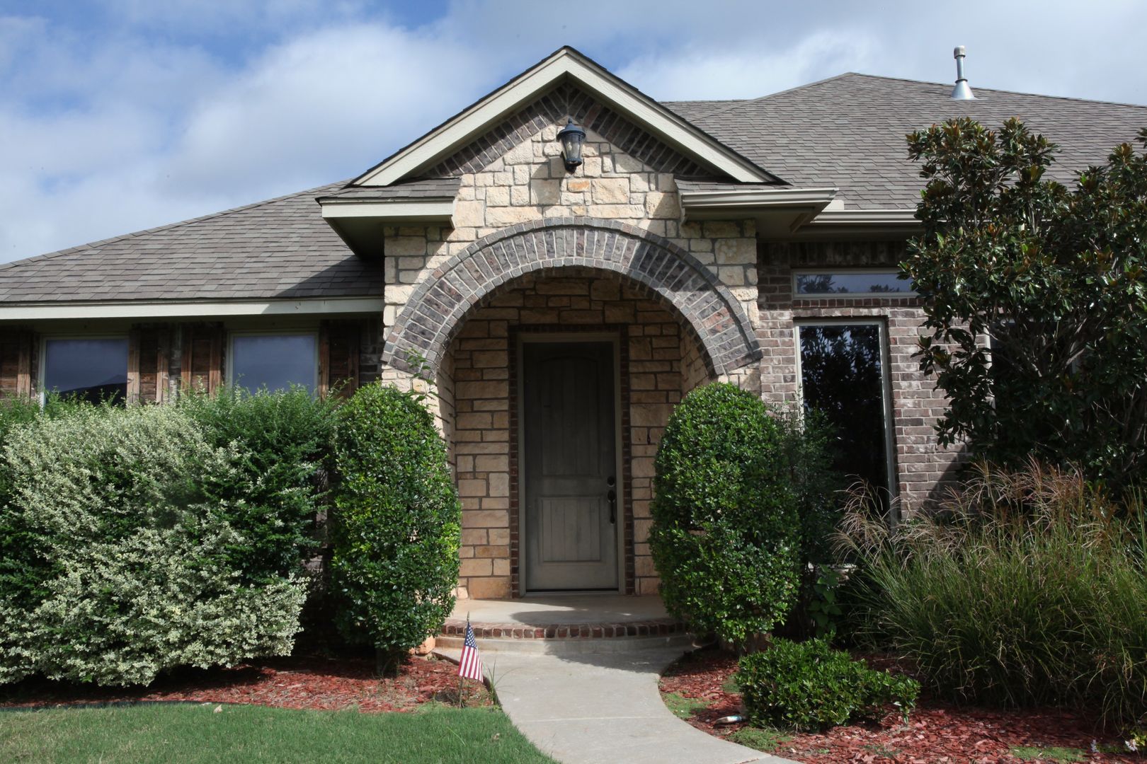 Edmond House: 2805 Nw 173rd Street