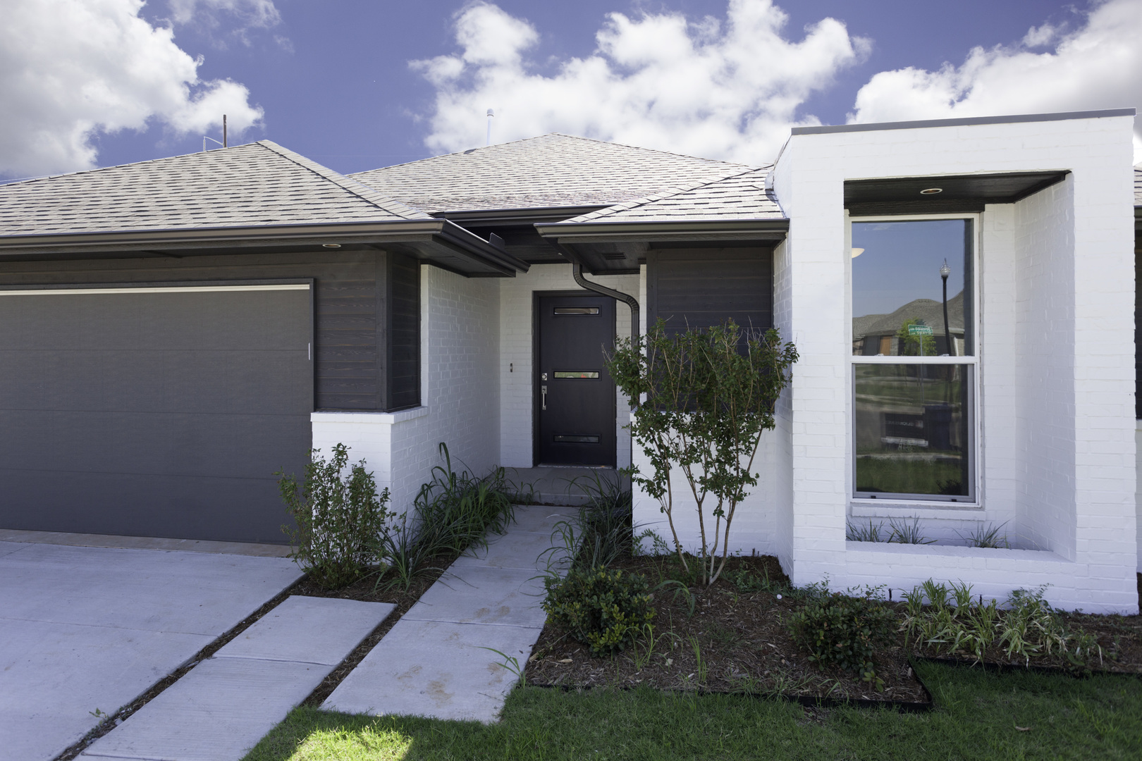 Stylish, Modern, Nearly New | 4-Bed | 2-Bath | Deer Creek Schools