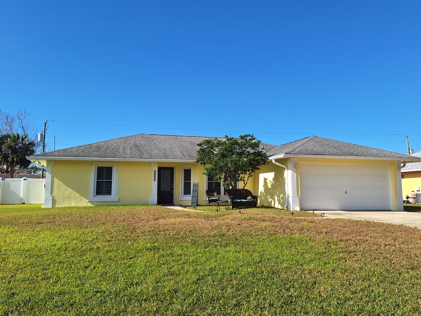 Edgewater House: 3208 Royal Palm Dr