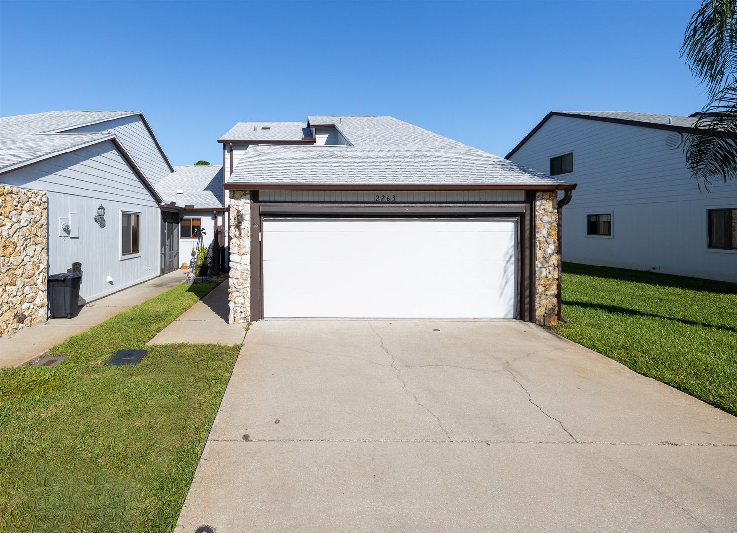 New Smyrna Beach House: 2263 Deerwood Dr