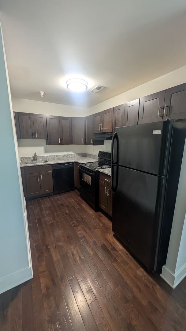 Trenton Apartment: 720 Monmouth Street