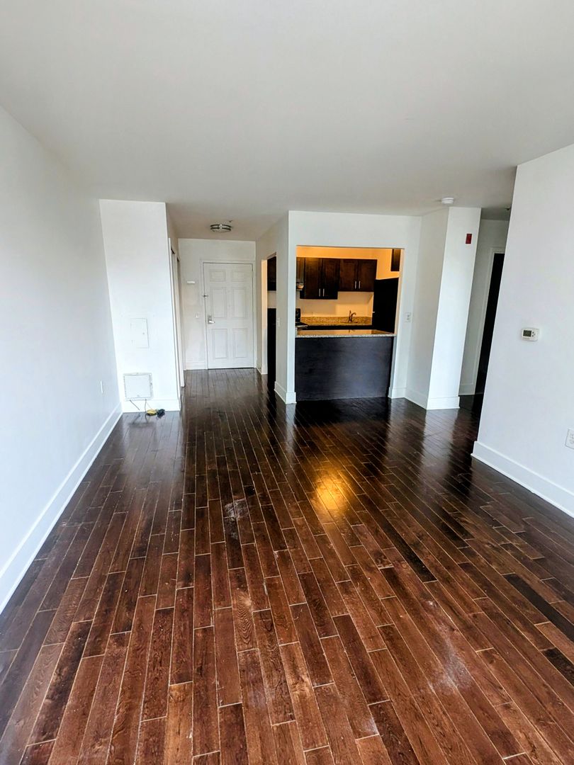 Trenton Apartment: 720 Monmouth Street