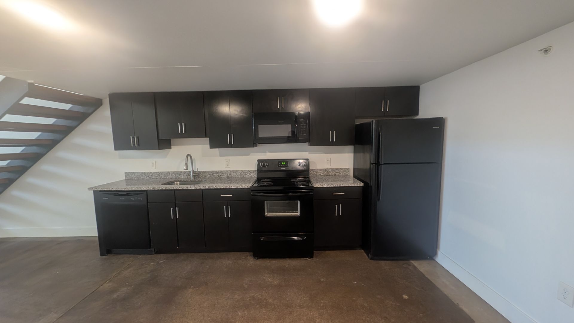 Trenton Apartment: 435 Tyler Street