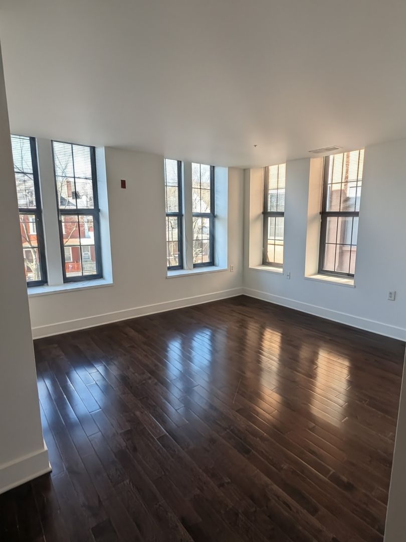 Trenton Apartment: 720 Monmouth Street