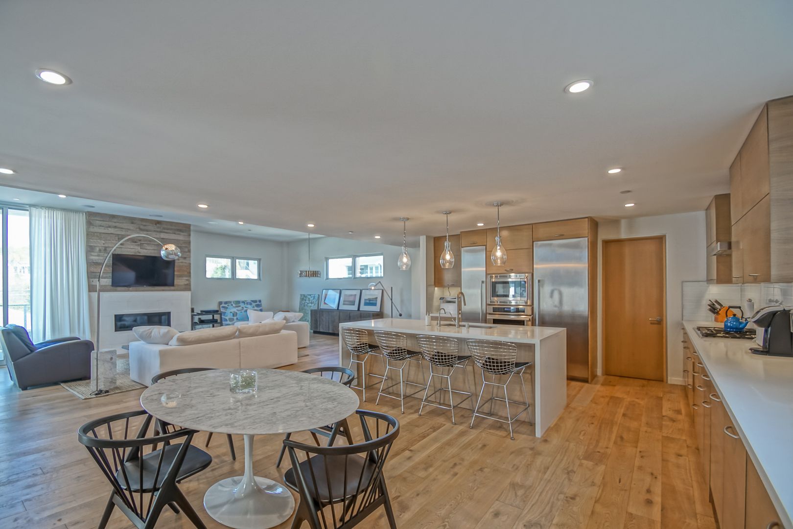 Hermosa Beach House: 610 Boundary Place