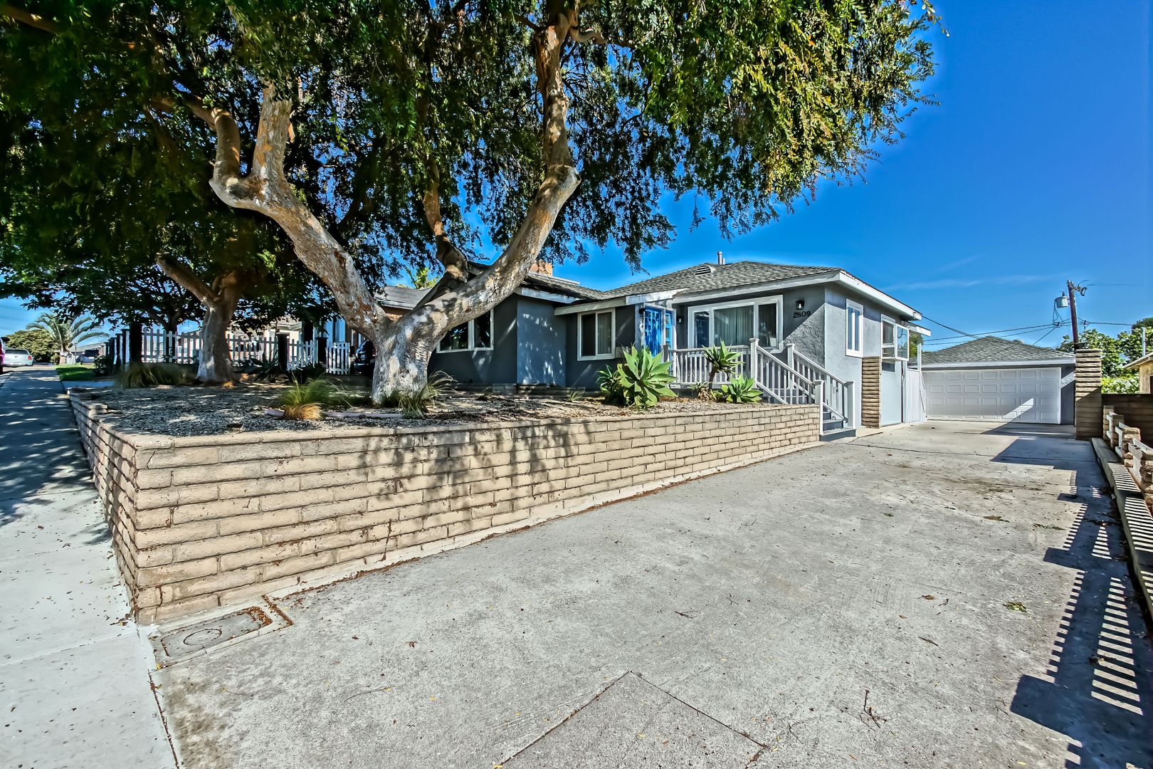 Redondo Beach House: 2809 Carlsbad Street