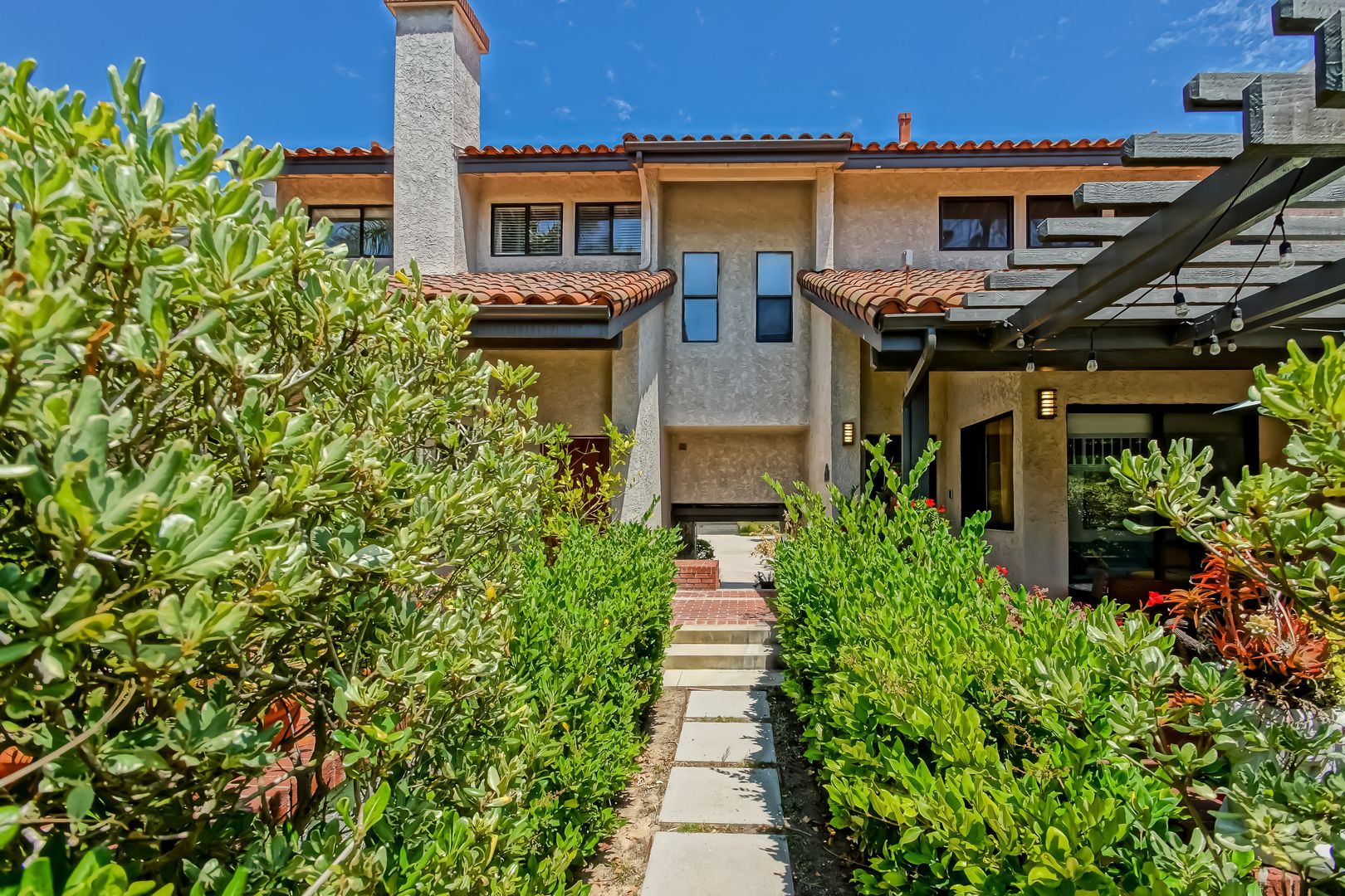 Manhattan Beach House: 23 Coronado Court