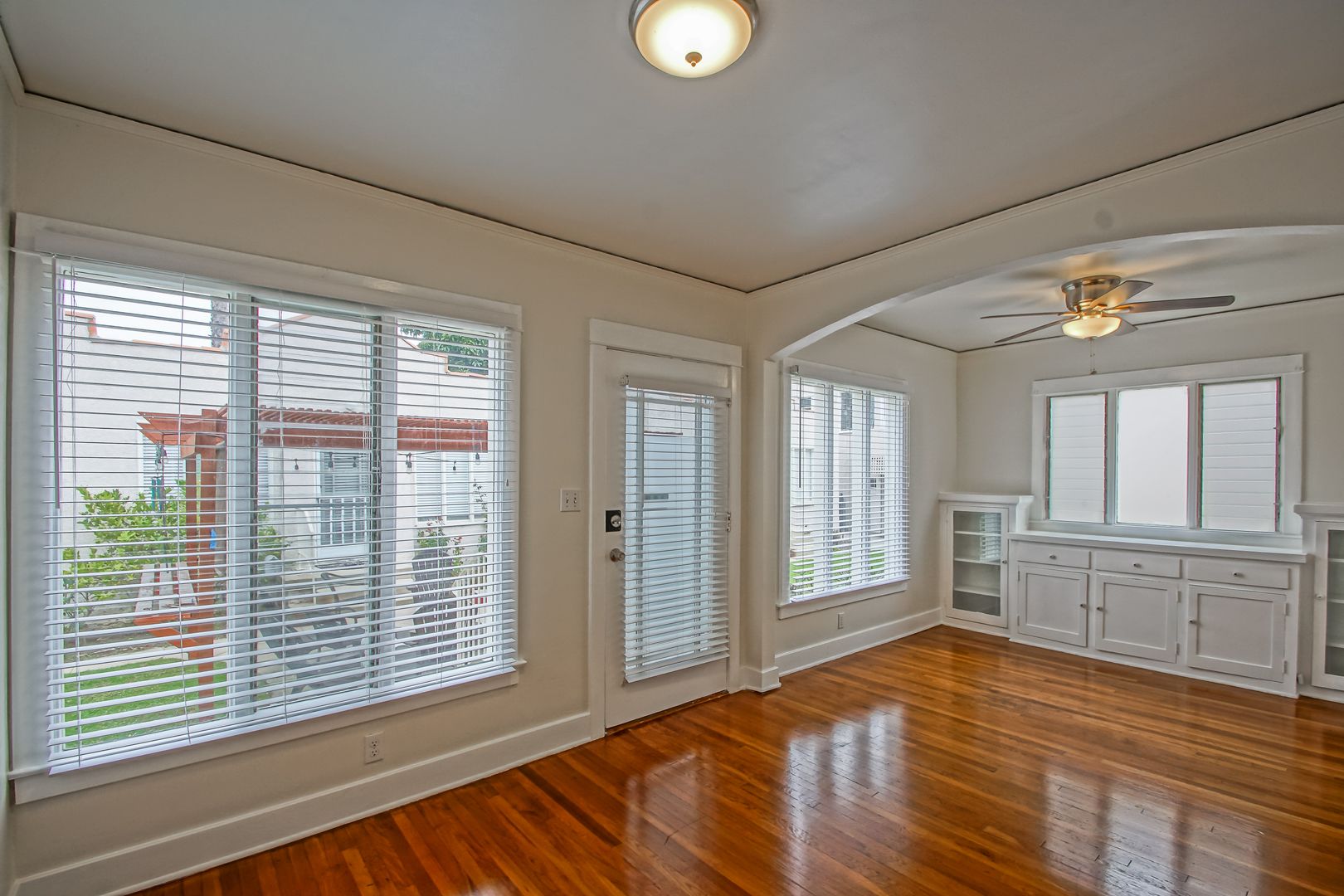 Redondo Beach Apartment: 518 S. Catalina Ave.