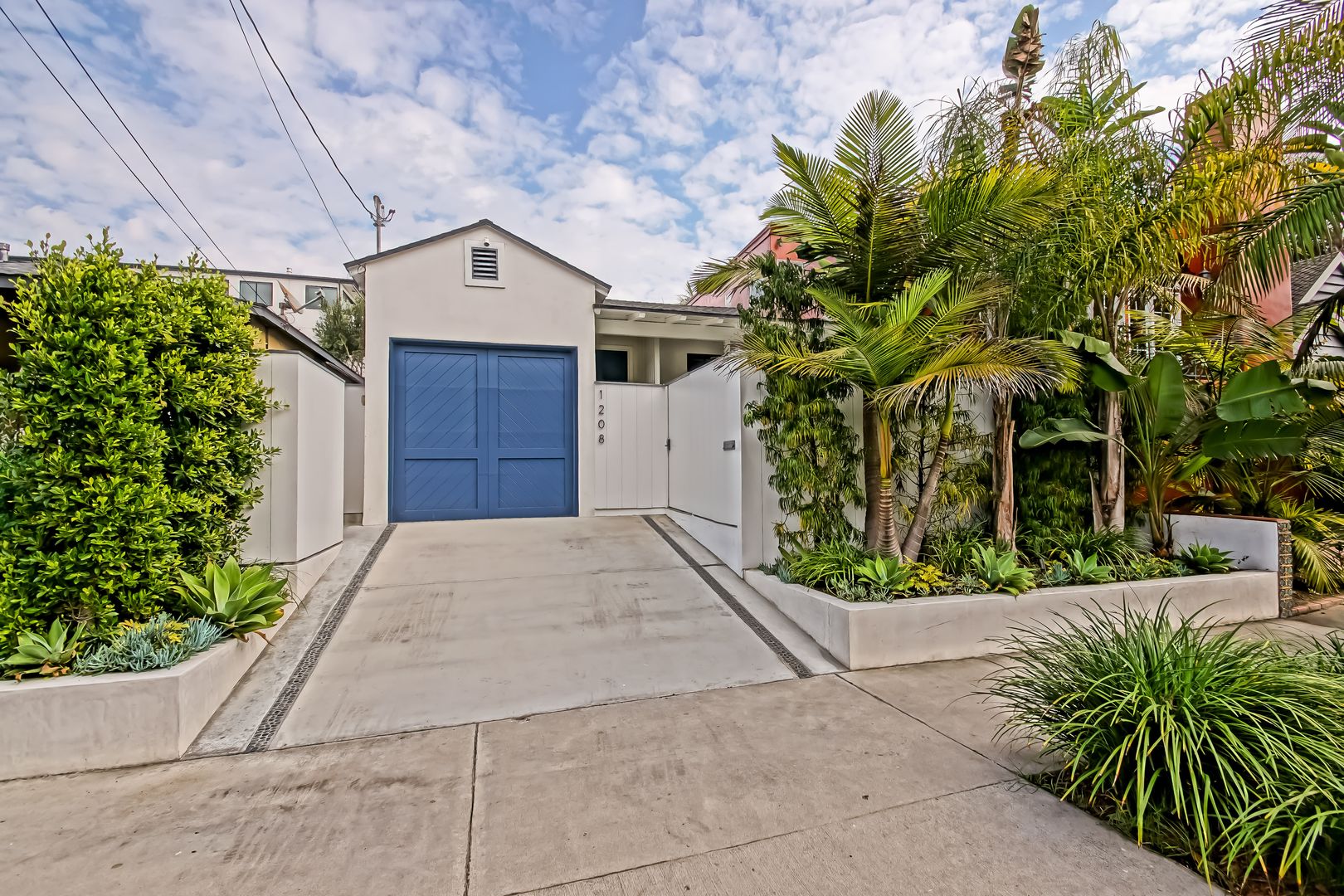 Manhattan Beach House: 1208 N. Ardmore Ave.