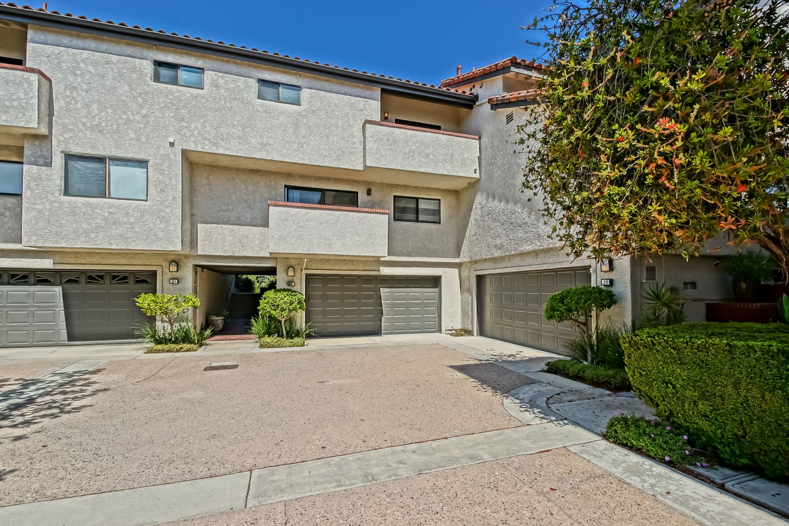 Manhattan Beach House: 23 Coronado Court