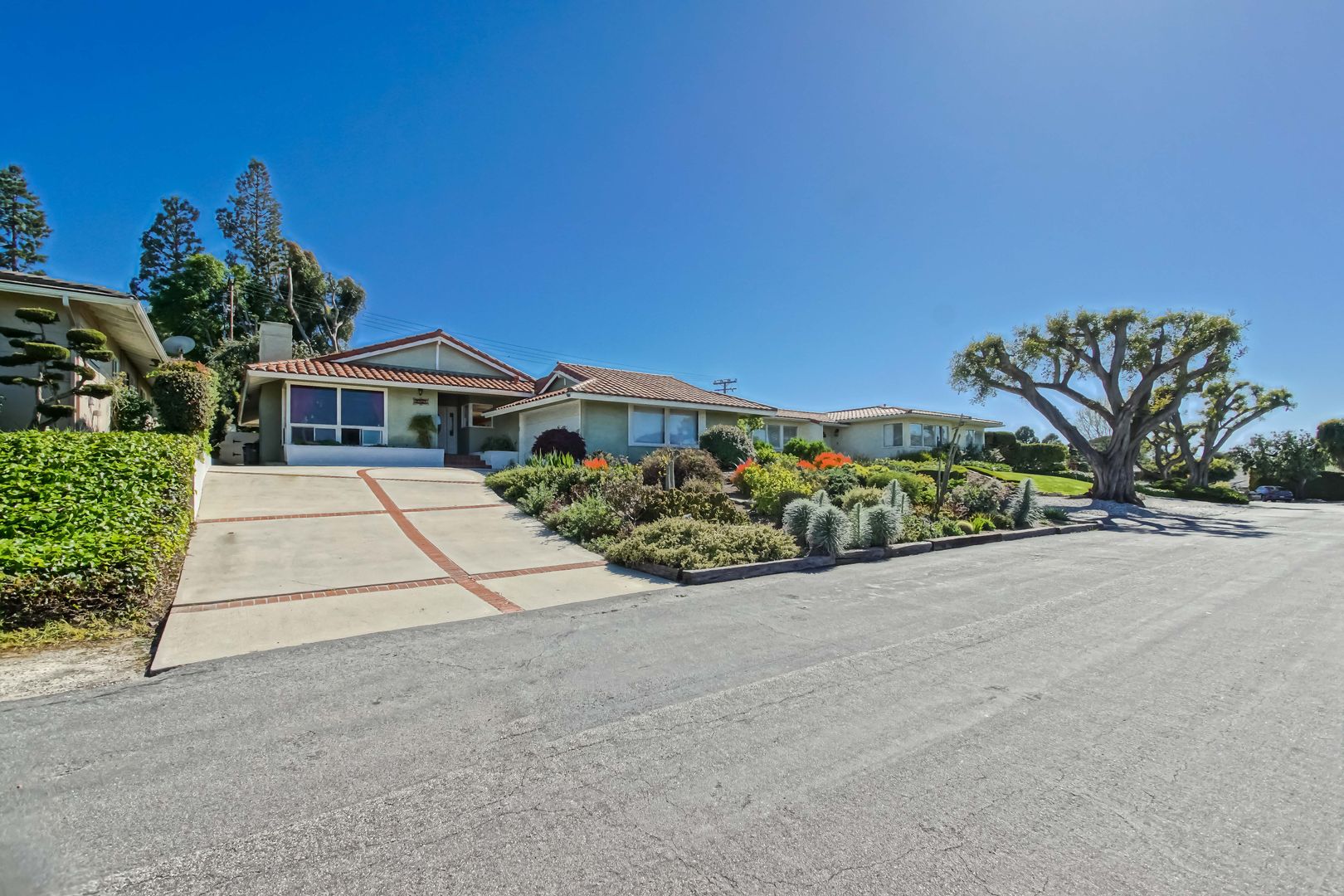 Palos Verdes Estates House: 2232 Via Acalones