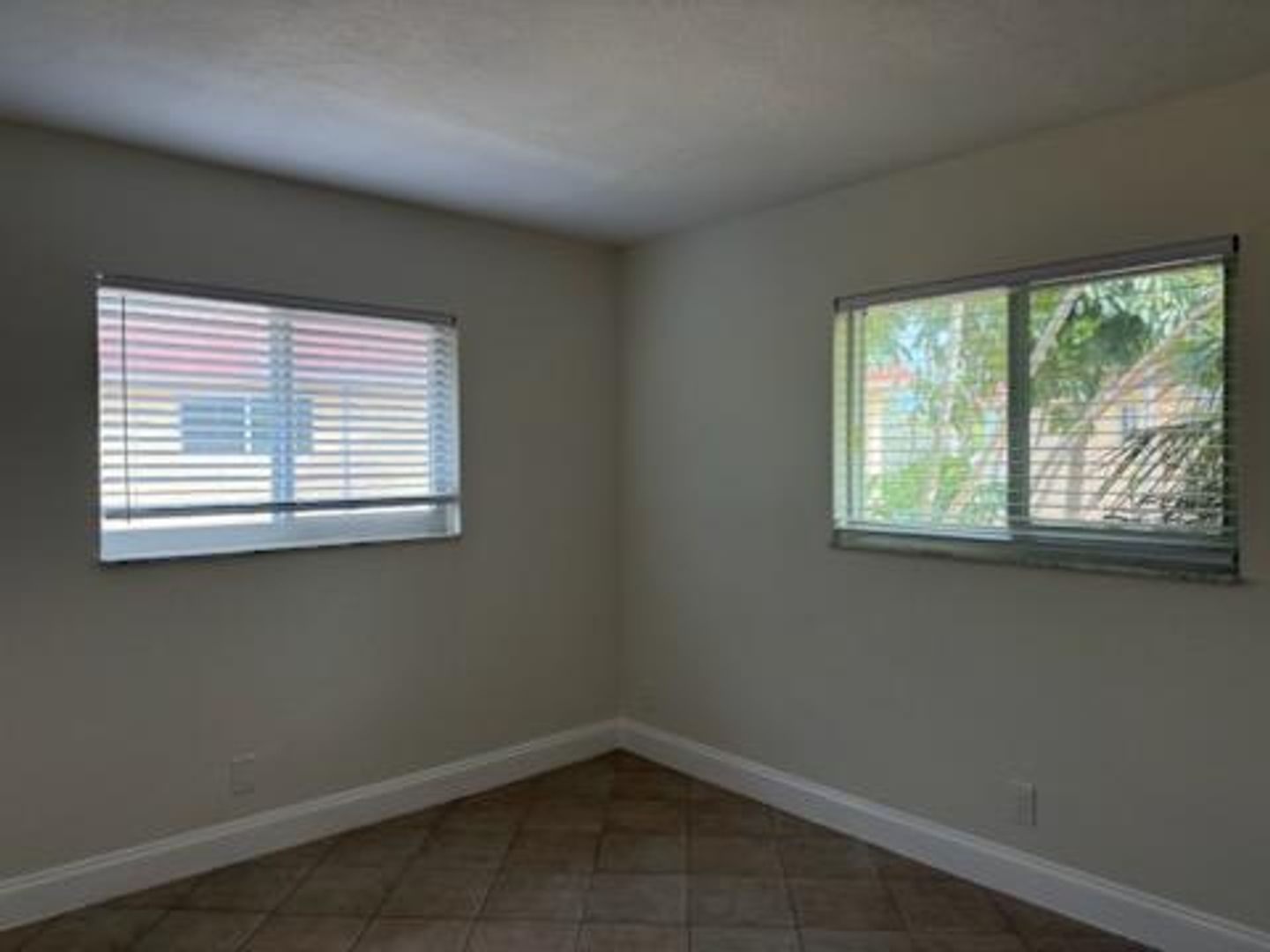 Ocean Park South Apartments LLC 5 of 12