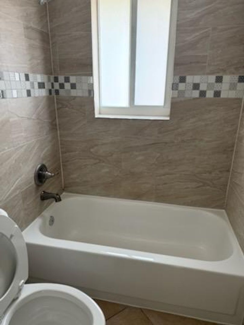 Ocean Park South Apartments LLC 4 of 12