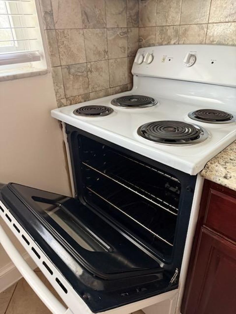Ocean Park South Apartments LLC 2 of 12