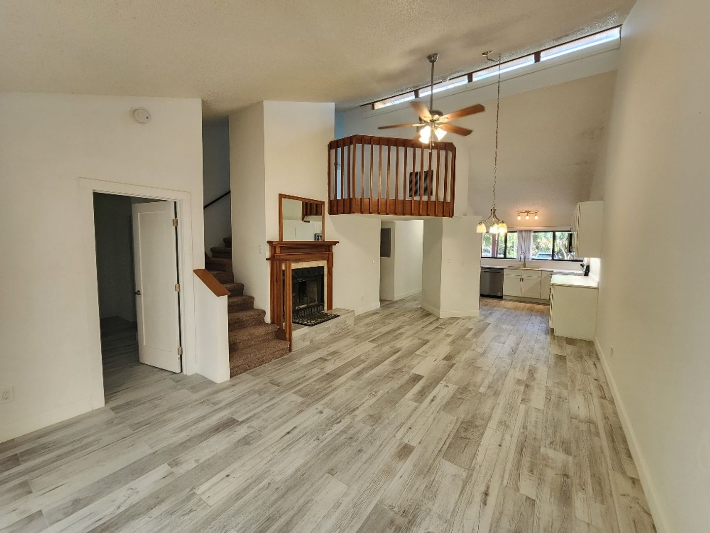 New Smyrna Beach House: 627 Glendevon Drive