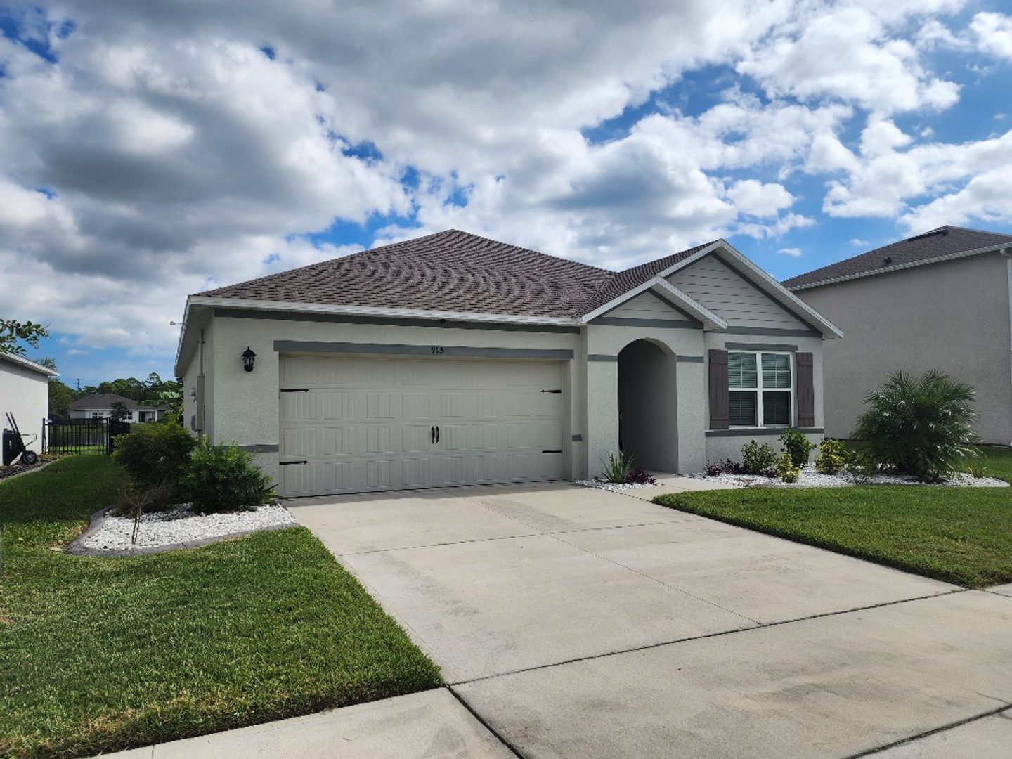 New Smyrna Beach House: 915 Noble Run