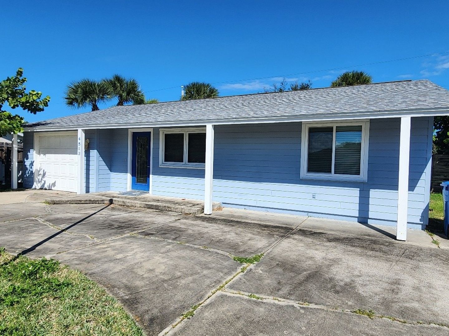 New Smyrna Beach House: 4513 Saxon Dr.