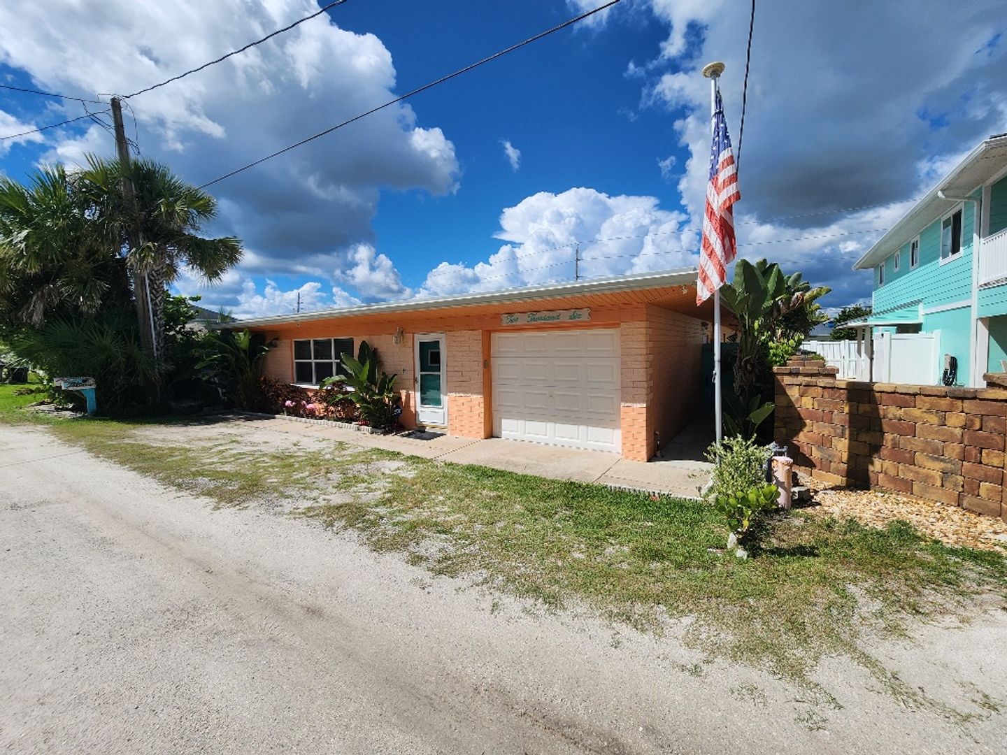 New Smyrna Beach House: 2006 Hill Street