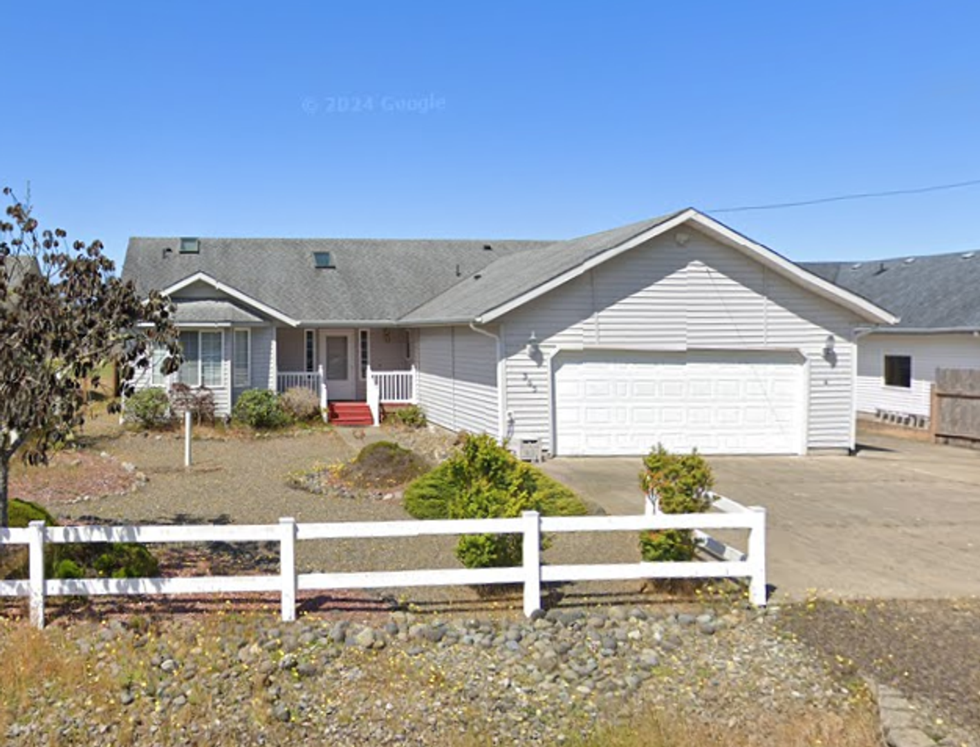 Ocean Shores House: 365 Octopus Ave NE