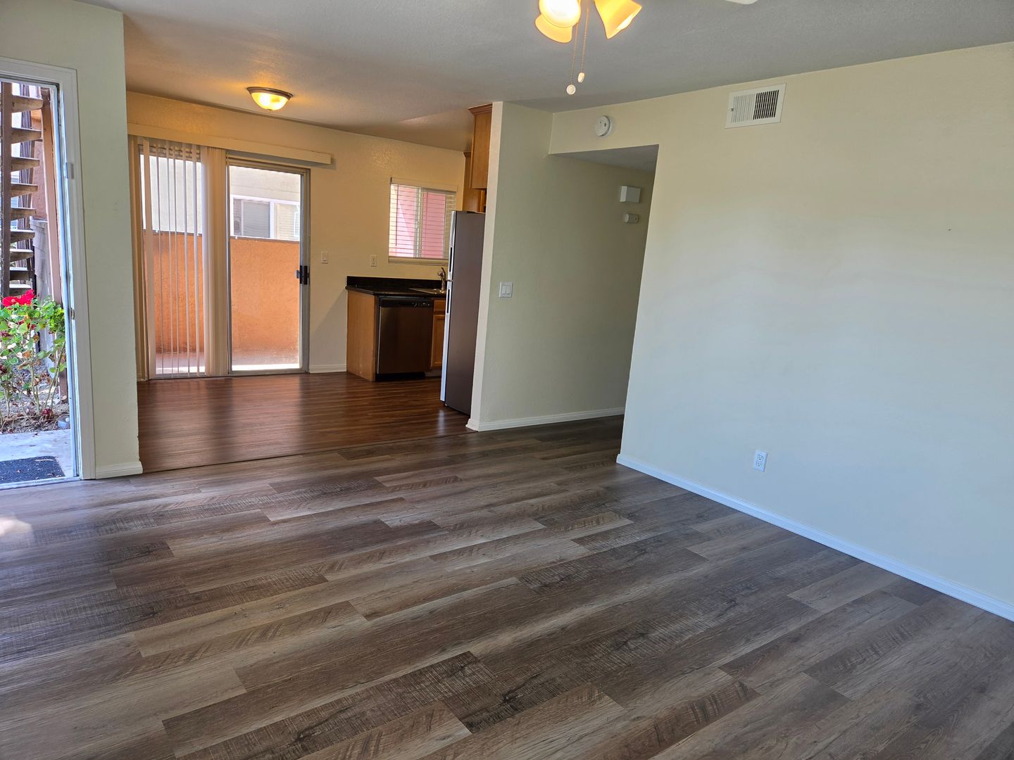 526 Calle Montecito 139 3 of 8