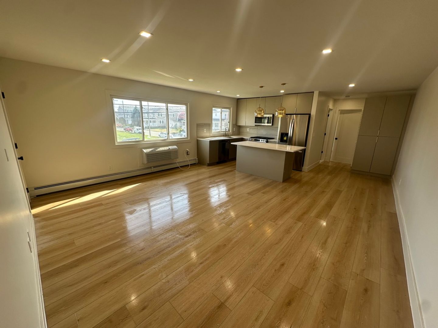 Belmar Apartment: 1 Ocean Ave