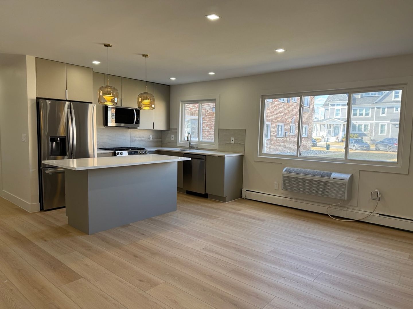 Belmar Apartment: 1 Ocean Ave