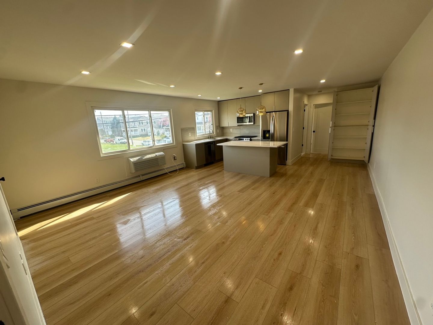 Belmar Apartment: 1 Ocean Ave