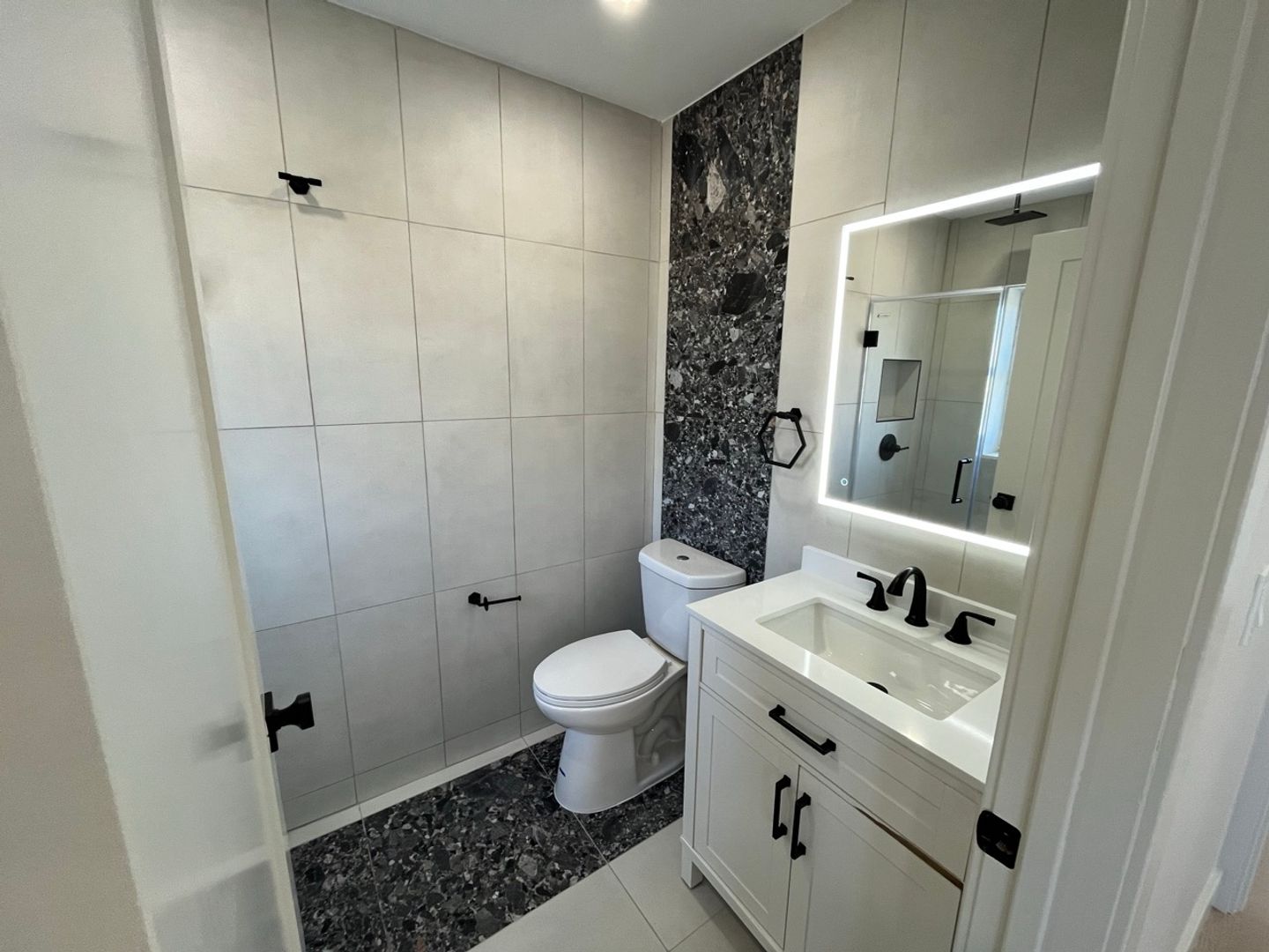 Bradley Beach Apartment: 1217 Ocean Ave