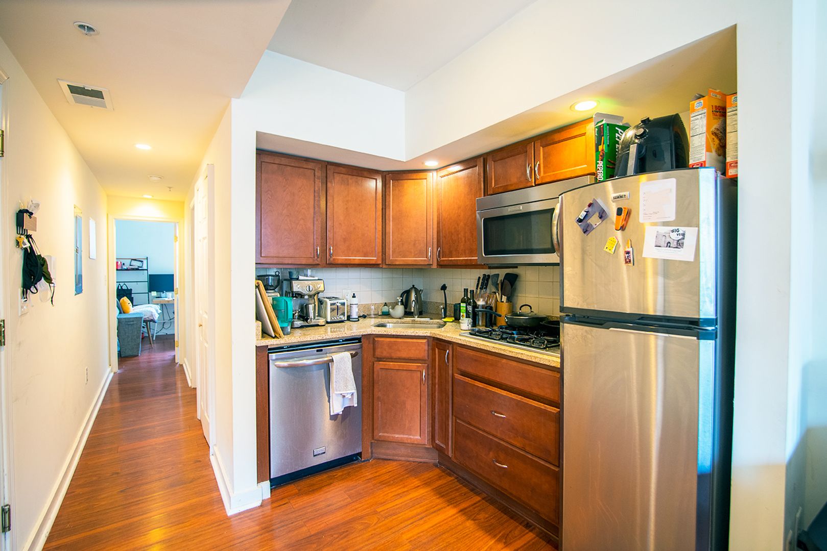Philadelphia Apartment: 1431 Lombard Street