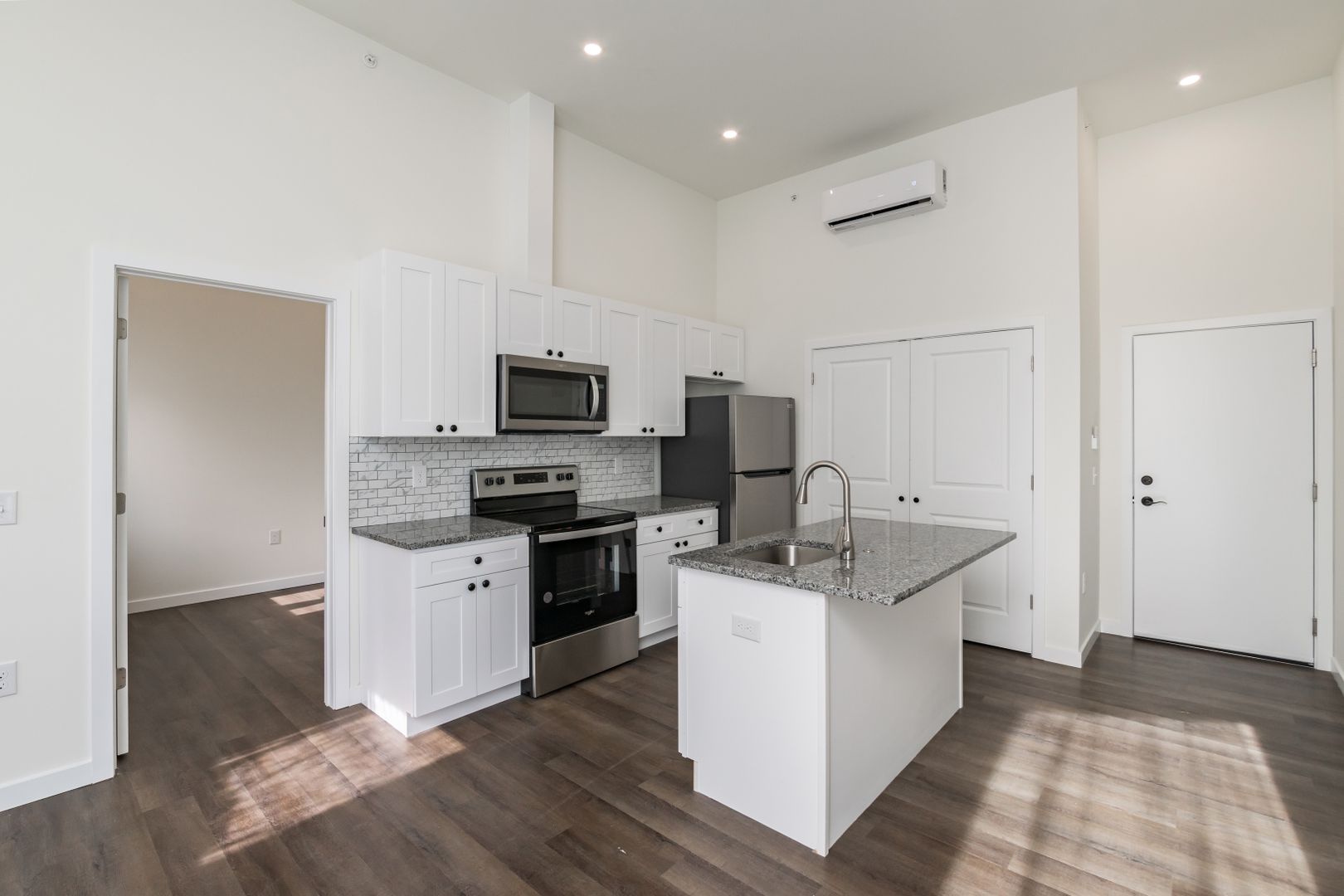 Philadelphia Apartment: 5303 Chester Avenue