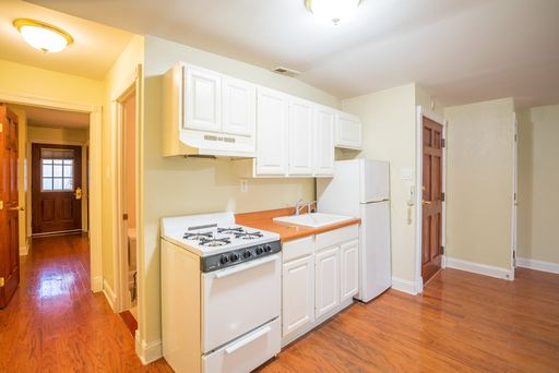 Two Bed East Passyunk Apartment – photo 1