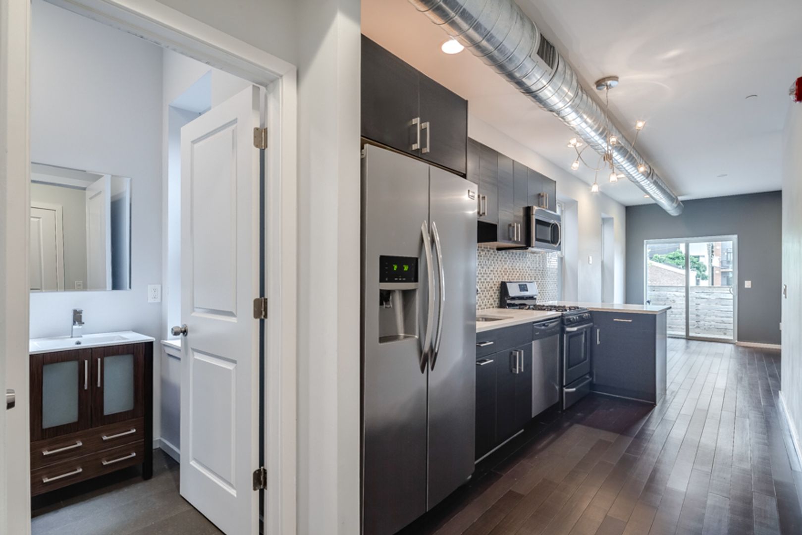 Philadelphia Apartment: 927 N 2nd Street