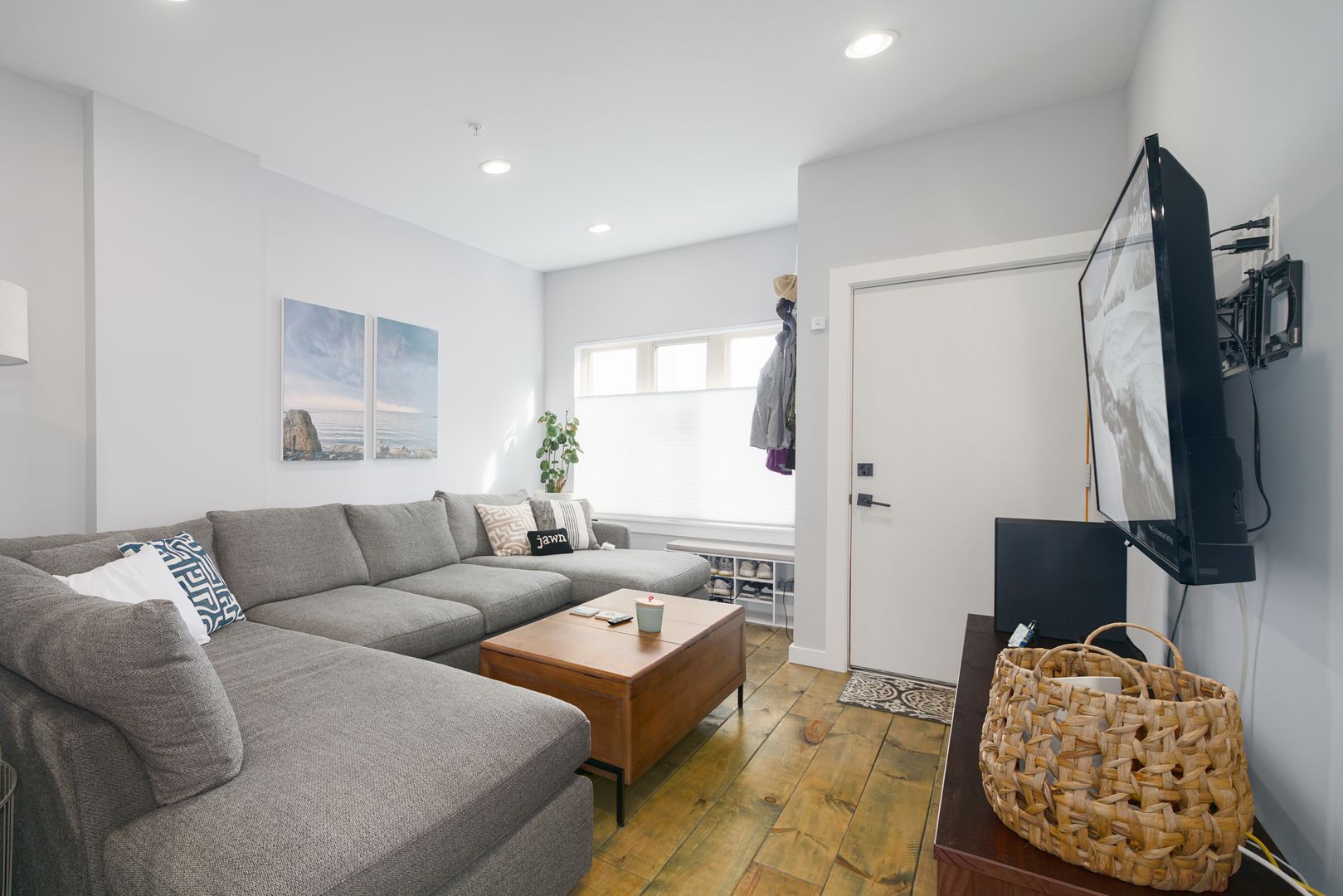 Philadelphia House: 1940 N Orianna St