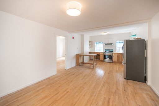 Two Bed Ludlow Apartment – photo 1