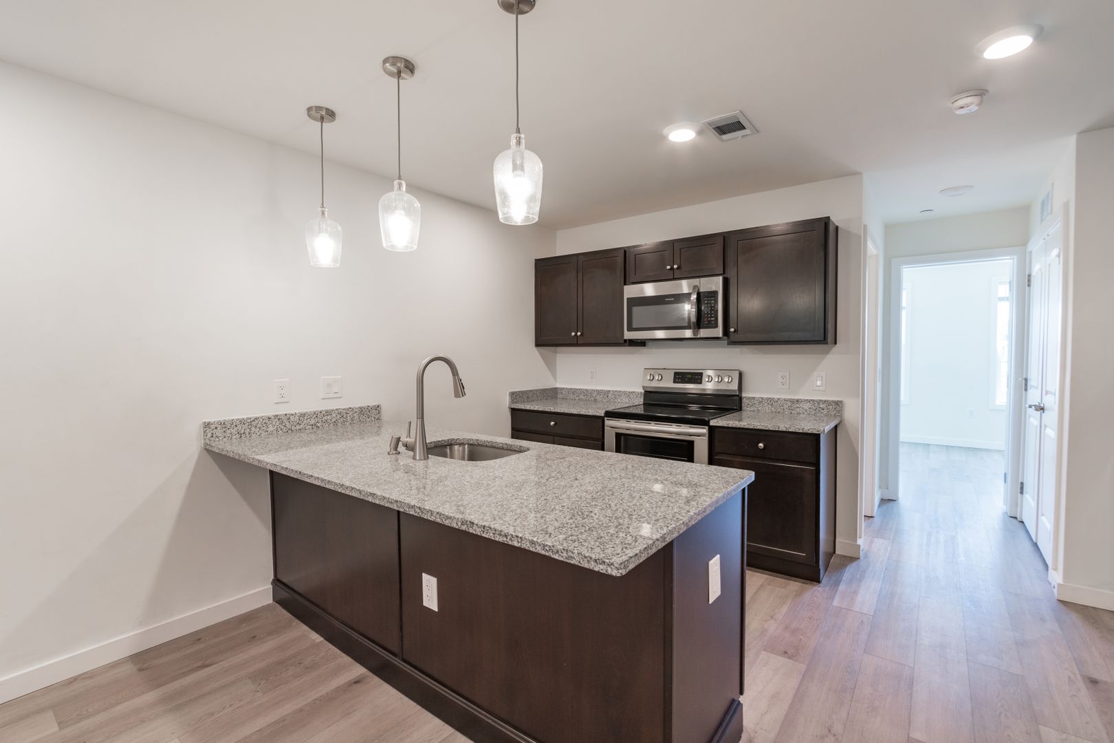 Philadelphia Apartment: 3102 N Broad Street, Philadelphia PA, 19132