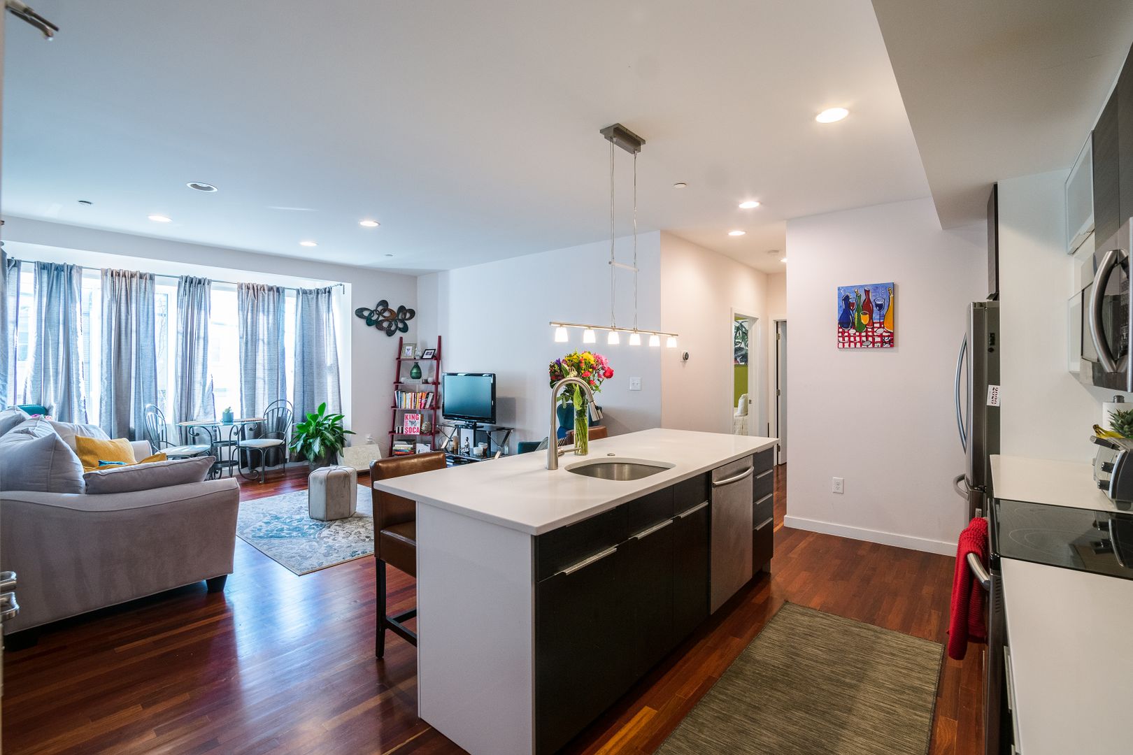 Philadelphia House: 2000 Kimball Street  Unit B3