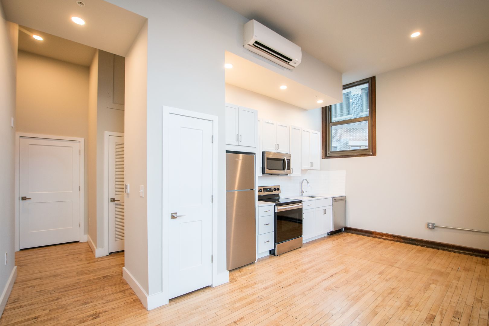 Philadelphia Apartment: 1300 S 19th Street