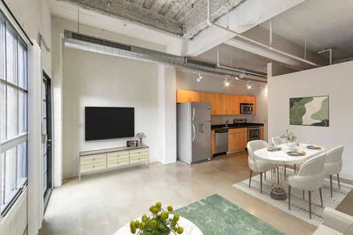 Washington Square West One Bedroom Apartment – photo 1
