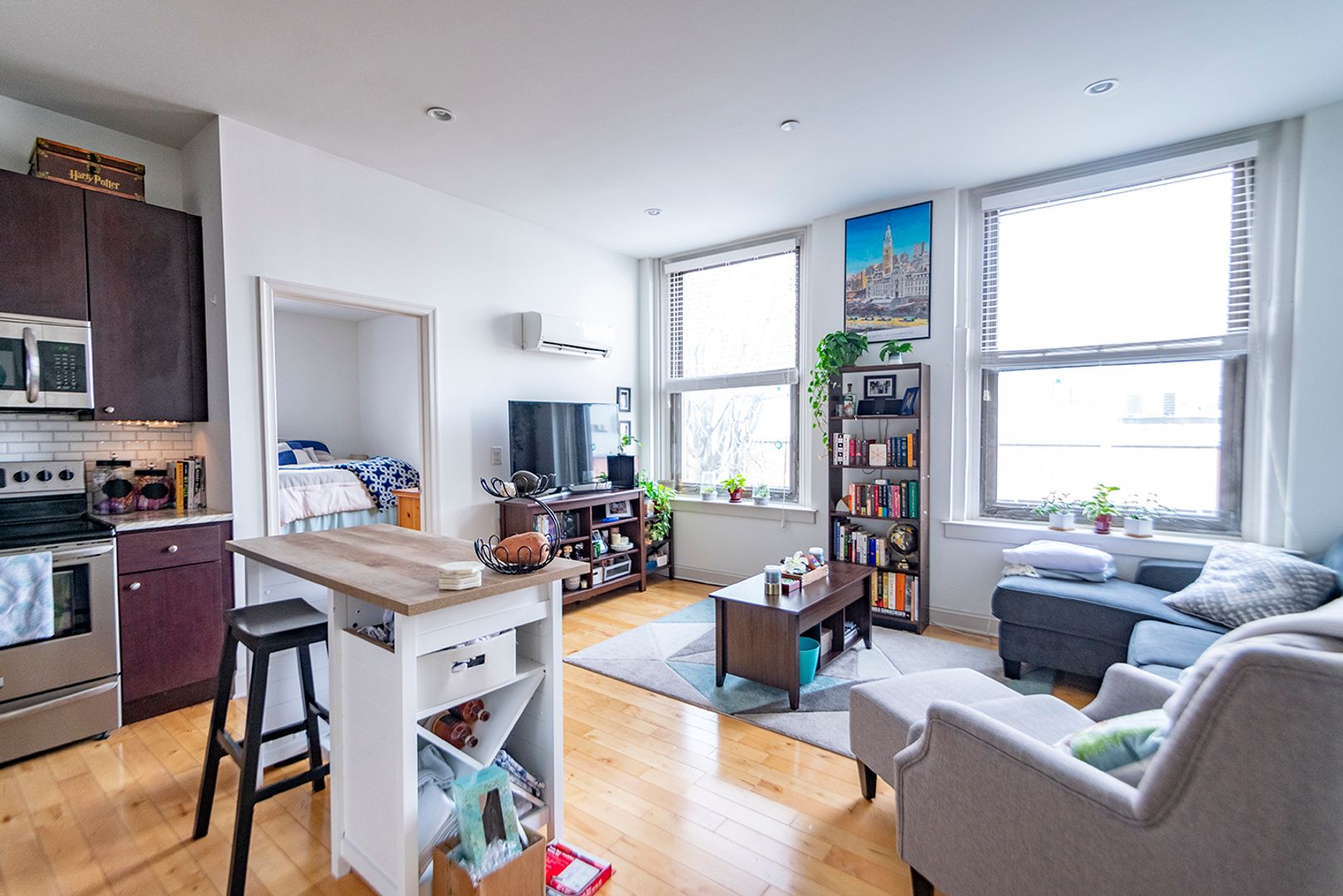 Philadelphia Apartment: 427 Monroe Street