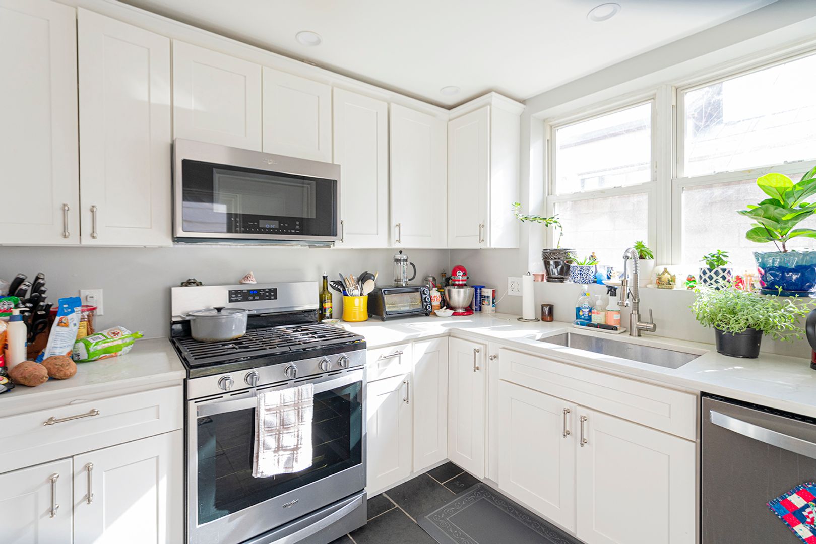 Philadelphia House: 613 S Taney Street aka 613 S LeCount St.