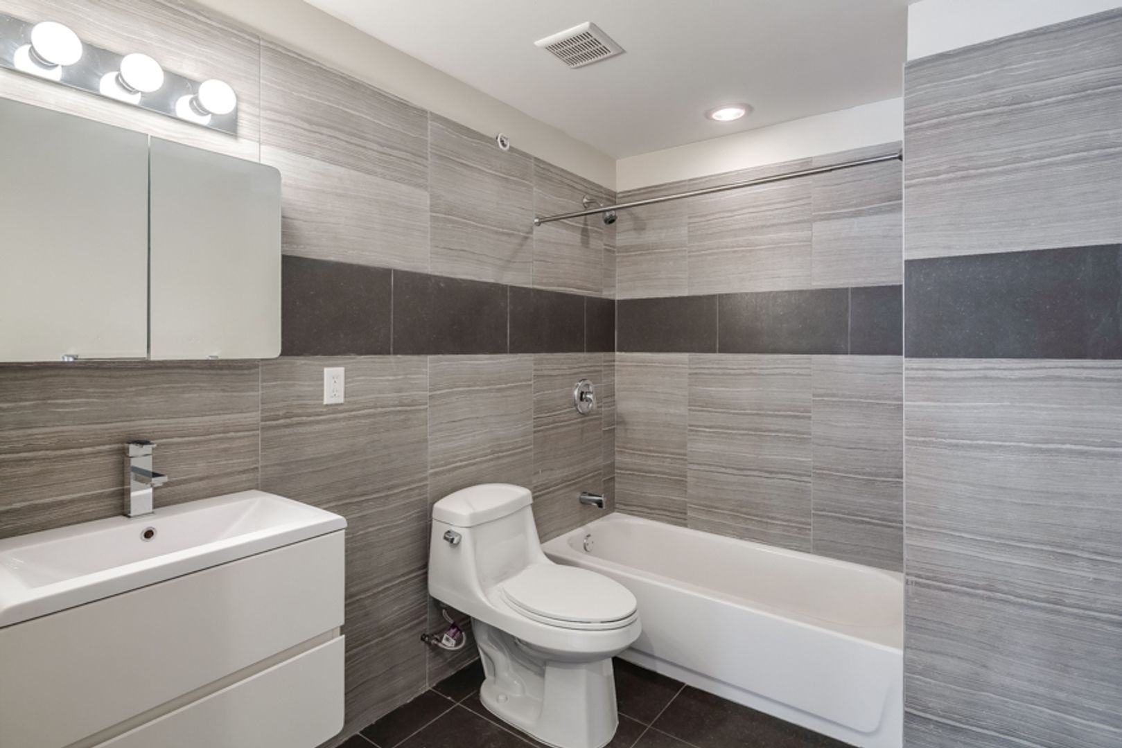 Philadelphia Apartment: 301 Market Street