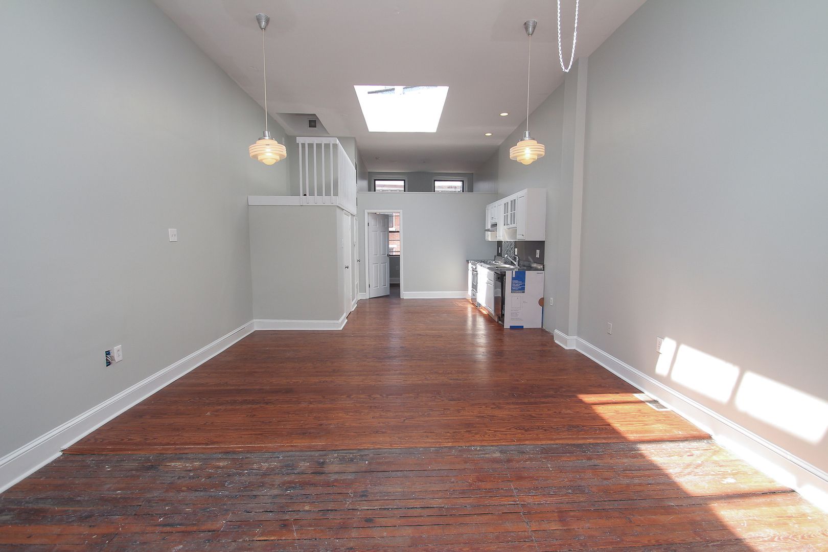 Philadelphia Apartment: 1527 South Street