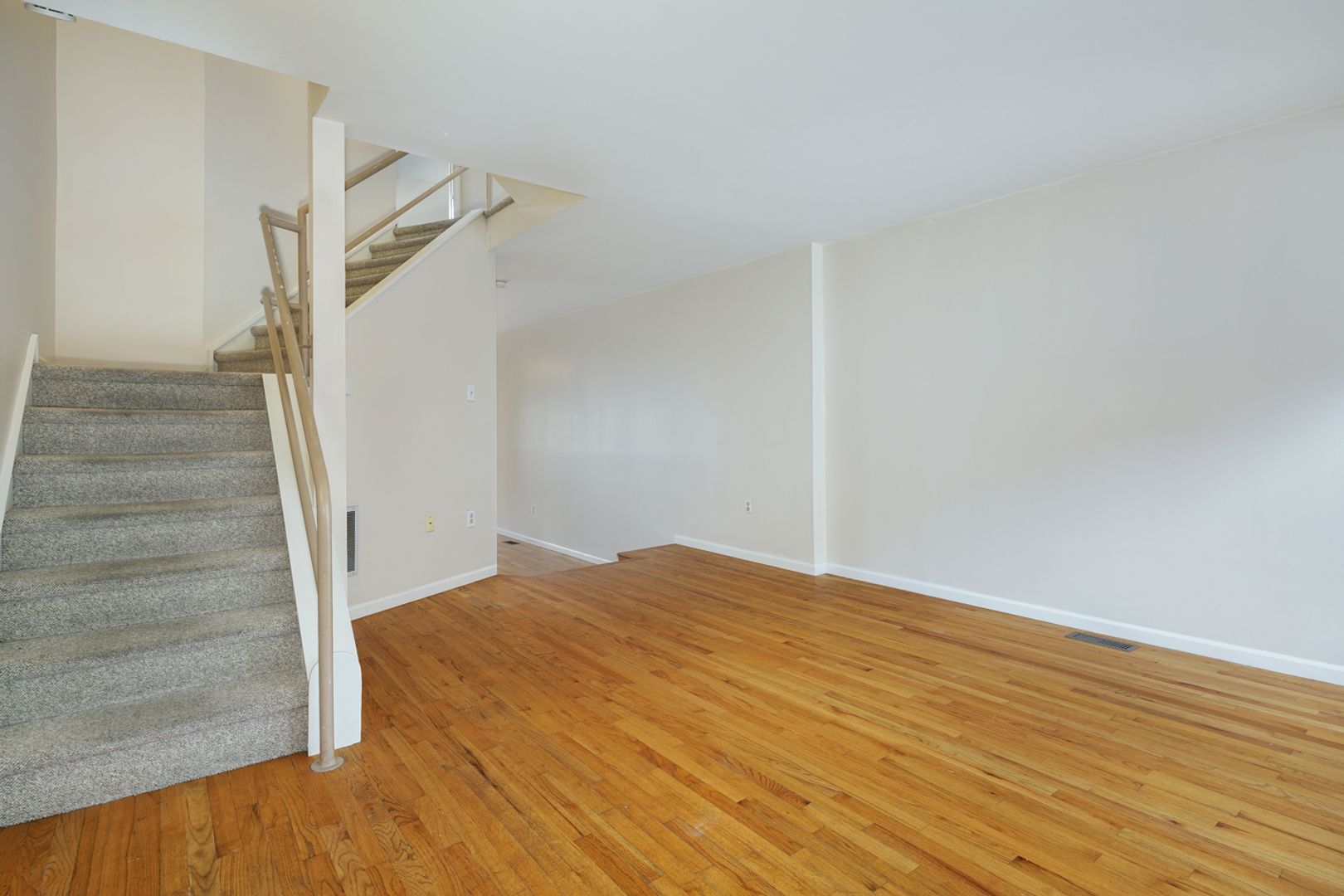 Philadelphia House: 1027 Carpenter Street