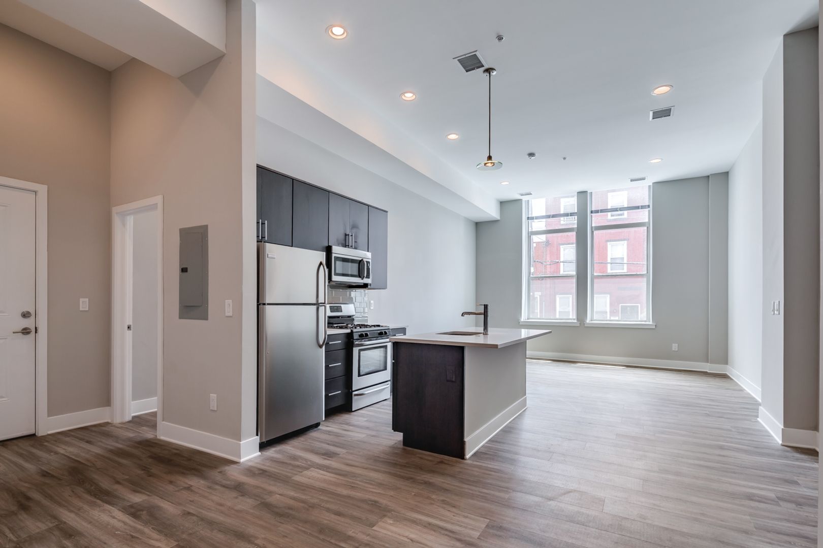 Philadelphia Apartment: 1607 Catharine St.