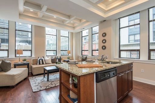 One Bed Rittenhouse Apartment – photo 1