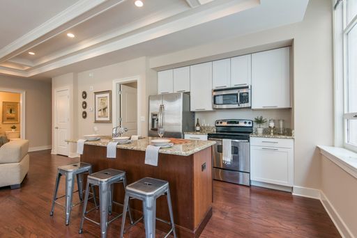 One Bed Rittenhouse Square Apartment – photo 1