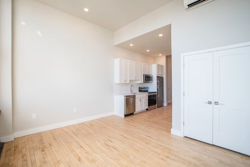 Point Breeze Studio Apartment – photo 1